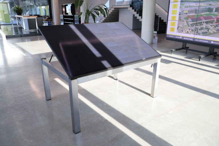 Warum Micro-PV die Zukunft ist: kleine Solarkraftwerke für jedermann – mit dem Sustable Solartisch